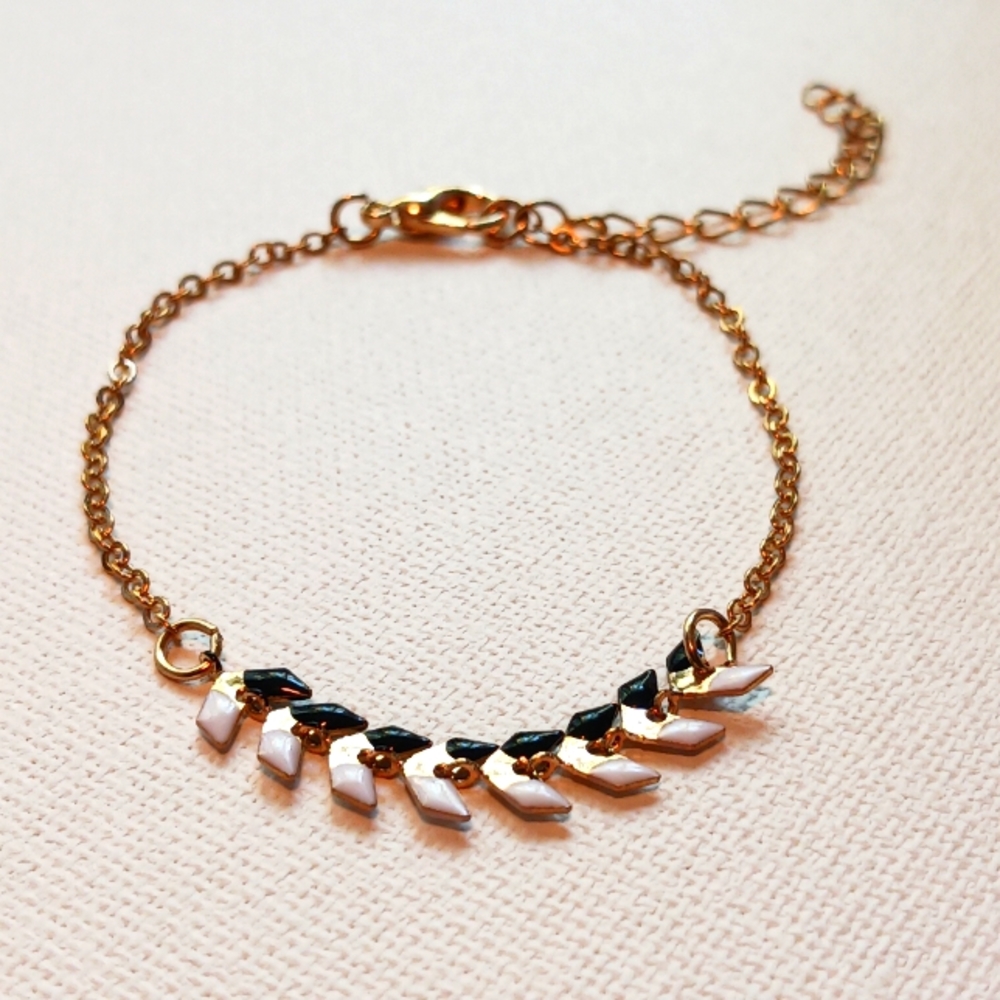 Stella and Dot Black and White Bracelet